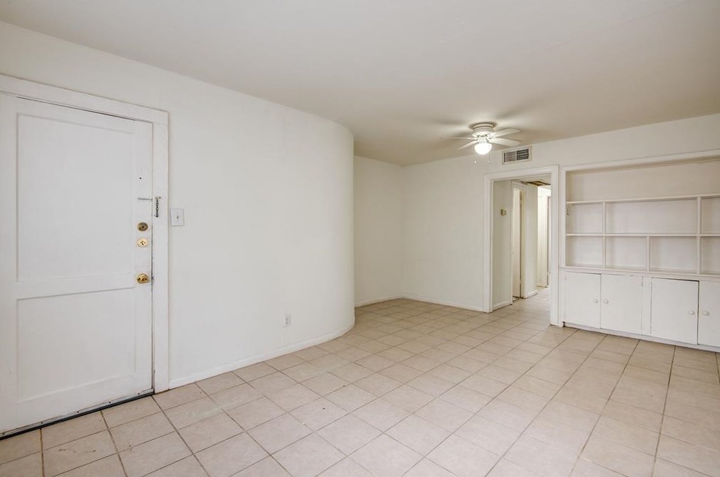 1824 Main St, Houston TX  77098-3547 exterior