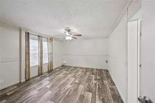 132 Deerwood St, Onalaska, TX 77360 - Photo 6