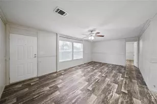 132 Deerwood St, Onalaska, TX 77360 - Photo 4