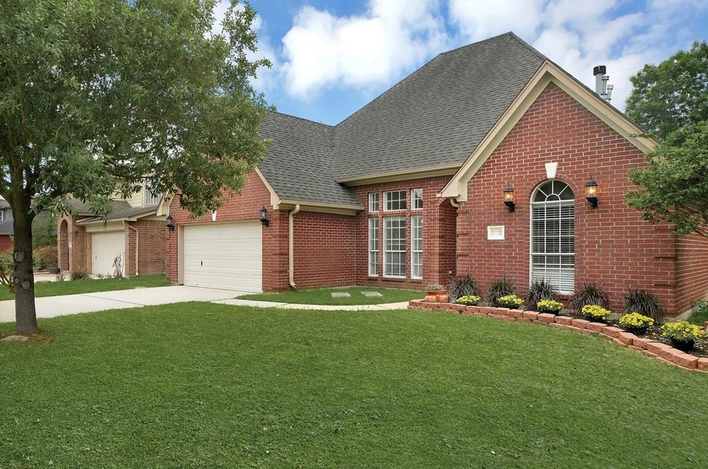 21718 Long Castle Dr, Spring, TX 77388-3478