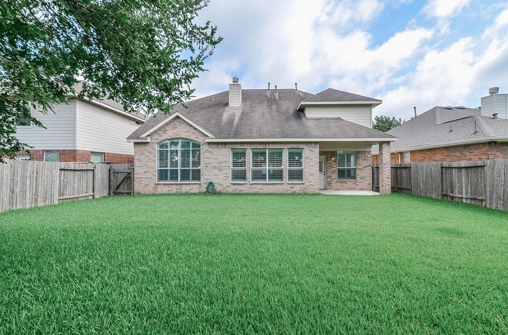 15119 Newfield Bridge Ln, Sugar Land TX  77498-5059 exterior