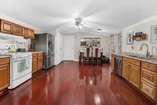 1305 N Blair Ave, Cleveland, TX 77327 - Photo 4