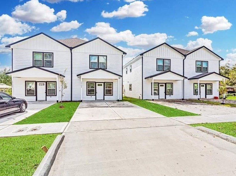 6629 Phillips St, Houston, TX 77091-1916