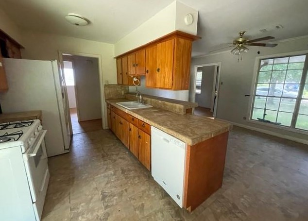 7134 Triola Ln, Houston TX 77036-6142 exterior