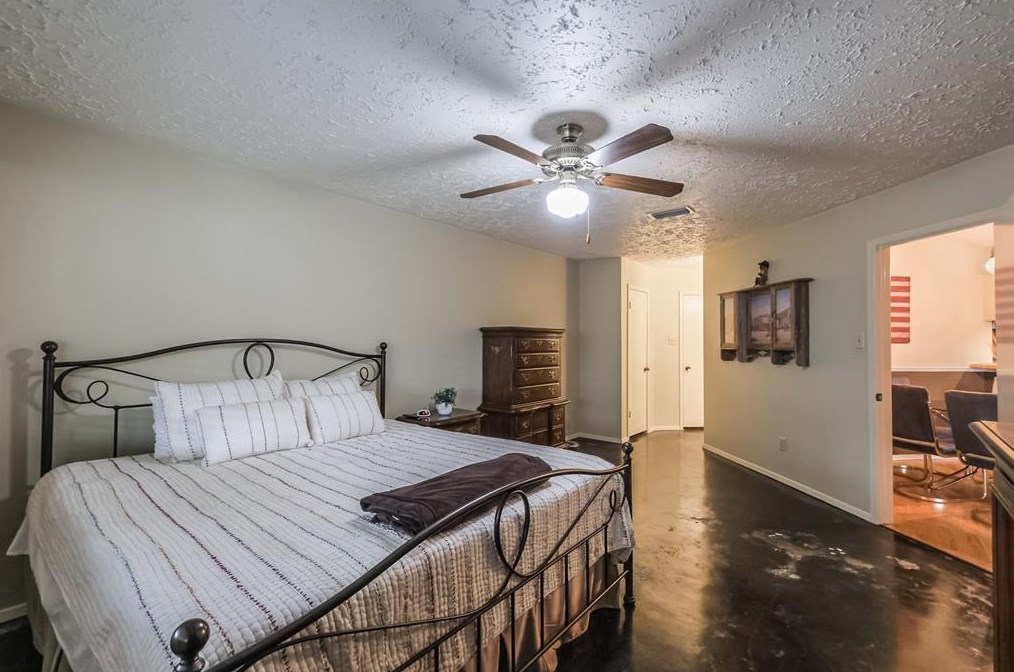 3719 Embarcadero Dr, Houston TX 77082-2905 exterior