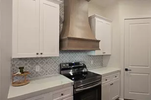 4207 Kent Dr, Galveston, TX 77554 - Photo 8