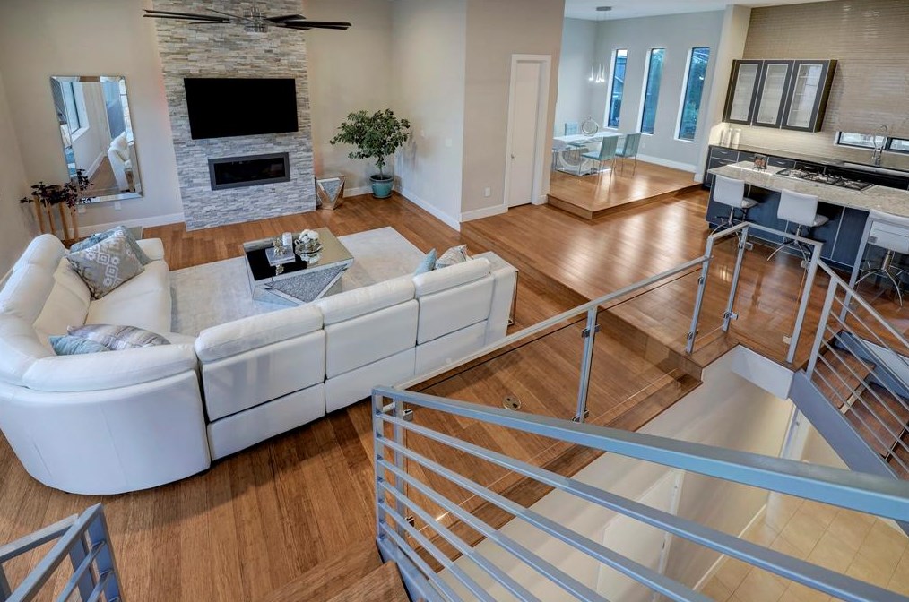 1411 Hickory St, Houston TX  77007-6232 exterior