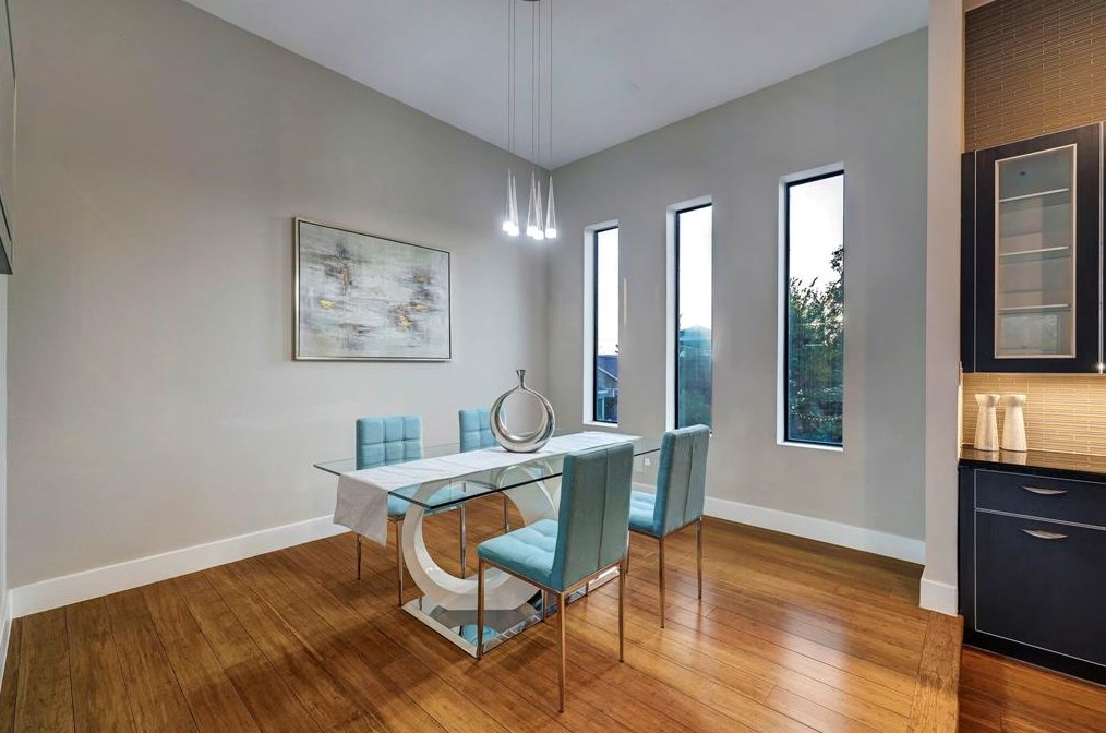 1411 Hickory St, Houston TX  77007-7733 exterior