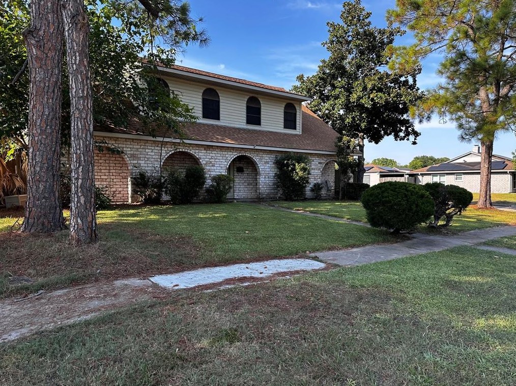 10031 Sagerock Dr, Houston, TX 77089