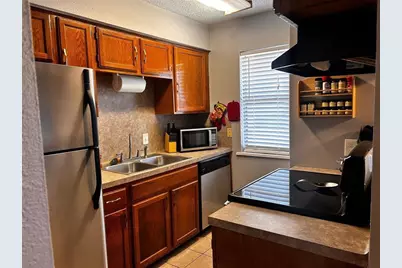 2501 Gulf Freeway #8A, Dickinson, TX 77539 - Photo 1