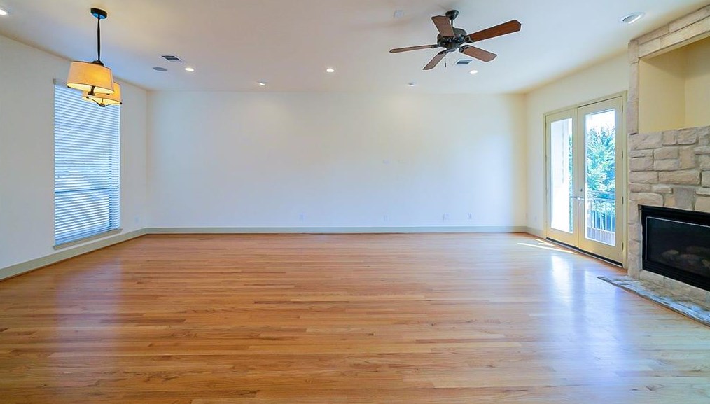 5624 Darling St, Houston TX  77007-1828 exterior