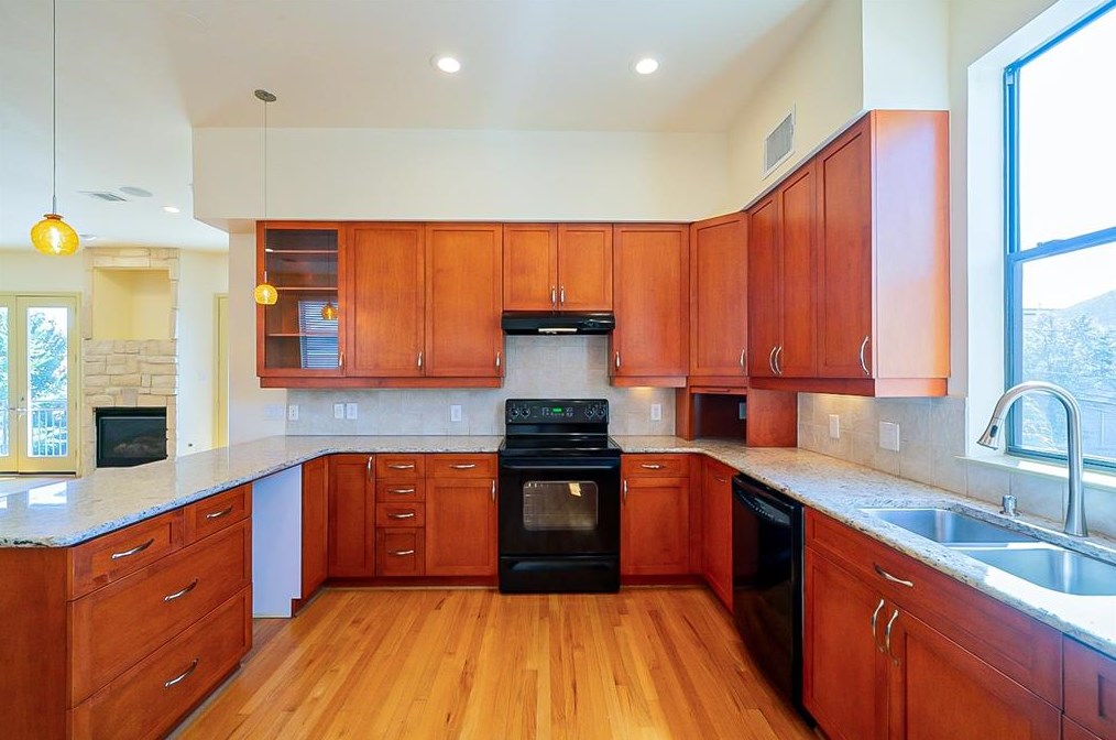 5624 Darling St, Houston TX  77007-1829 exterior