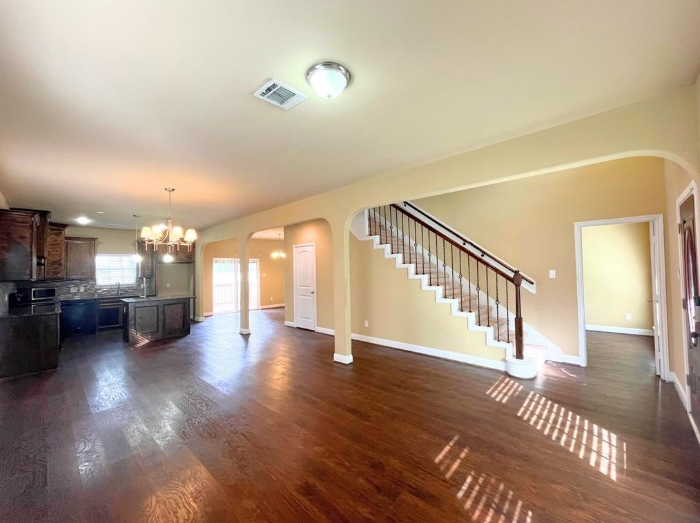 10502 Moorcreek Dr, Houston, TX 77070