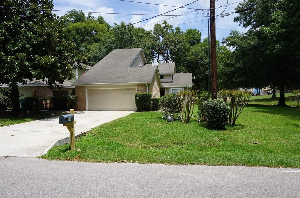 18 Dogwood Trl, Conroe, TX 77304