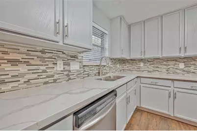 16310 Blossomwood Lane, Sugar Land, TX 77498 - Photo 20