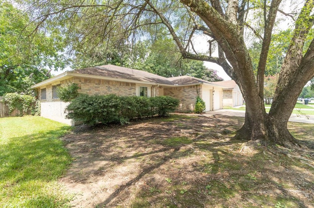 22711 Carter Gate Dr, Spring, TX 77373-7264