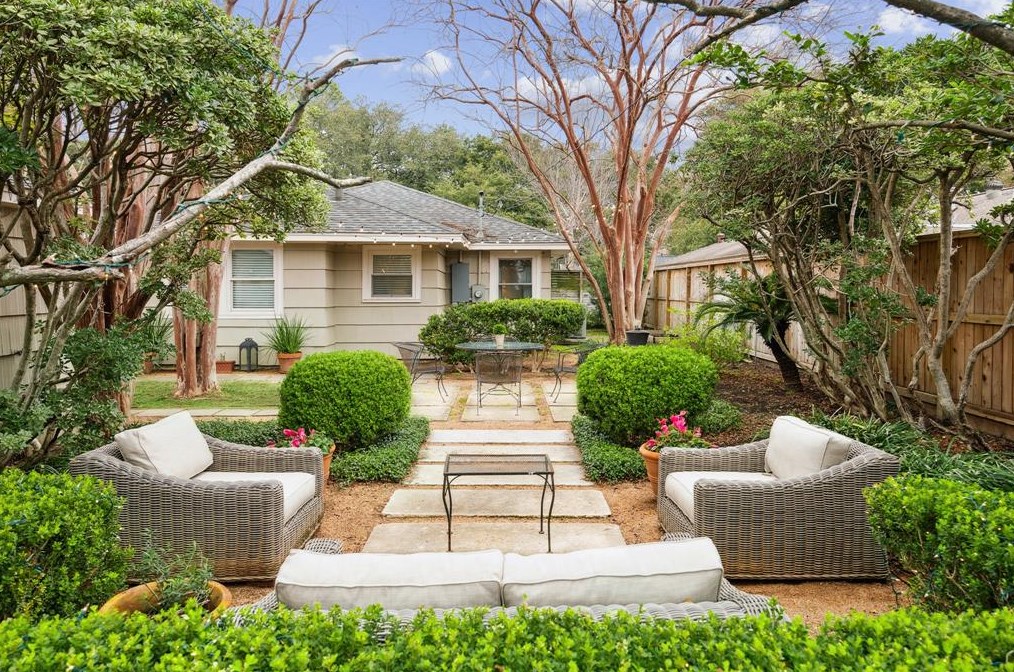 3927 Colquitt St, Houston, TX 77027