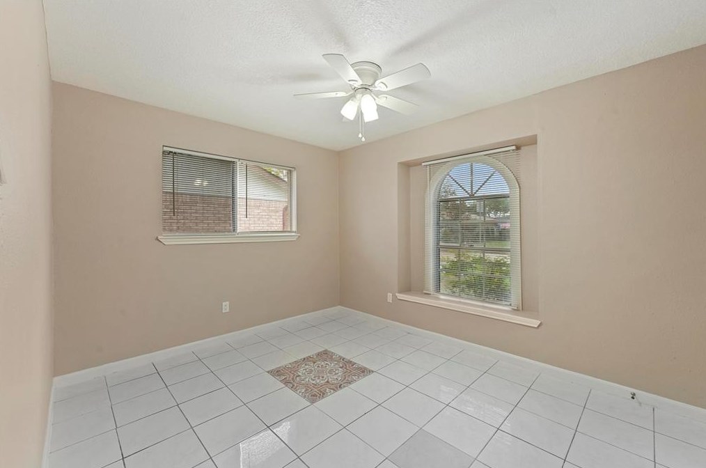 1411 Circle Park St, Pasadena TX  77504-3901 exterior