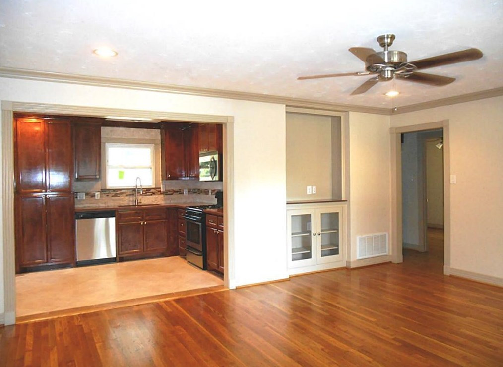 5706 Carew St, Houston TX  77074-7711 exterior