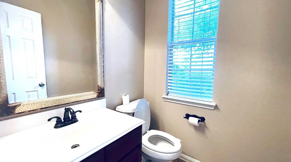 2927 Meadow Tree Ln, Spring TX  77388-2585 exterior