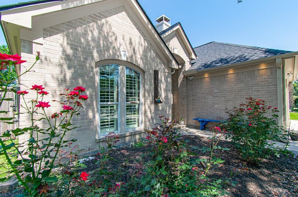 15815 Azalea Shr Ct, Houston TX  77044-1161 exterior