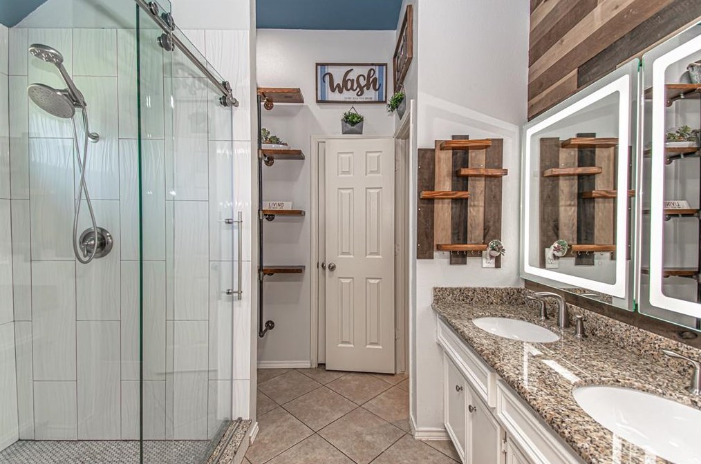 15815 Azalea Shr Ct, Houston TX  77044-1161 exterior