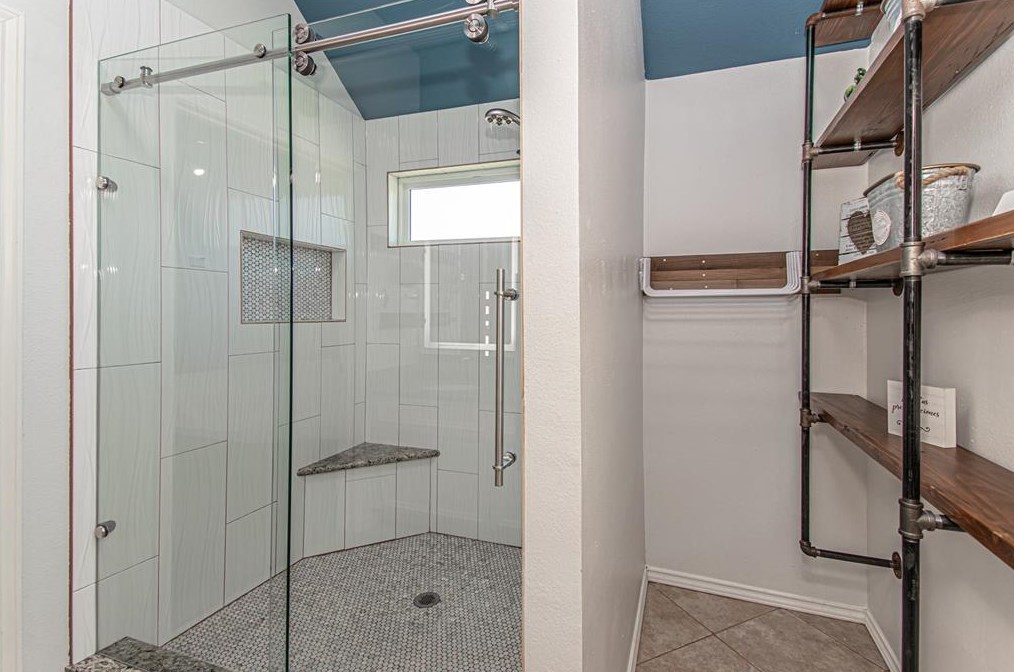 15815 Azalea Shr Ct, Houston TX  77044-1161 exterior