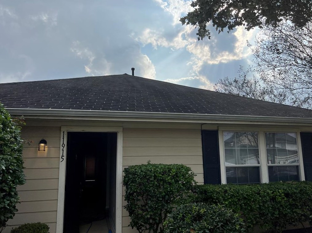 11915 Chanteloup Dr, Houston, TX 77047
