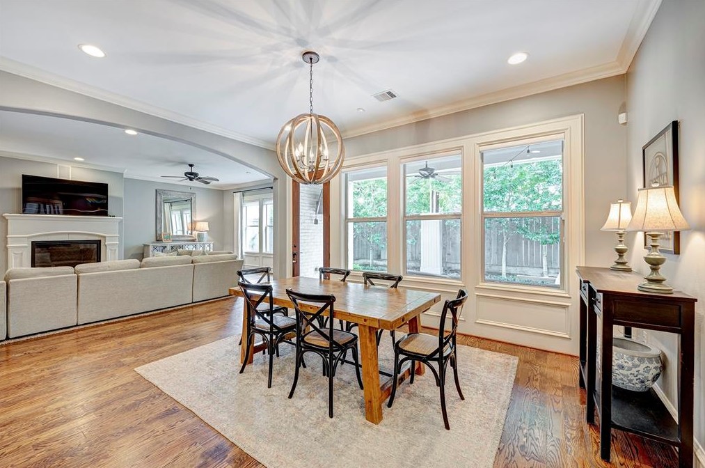 6219 Ella Lee Ln, Houston TX  77019-6310 exterior