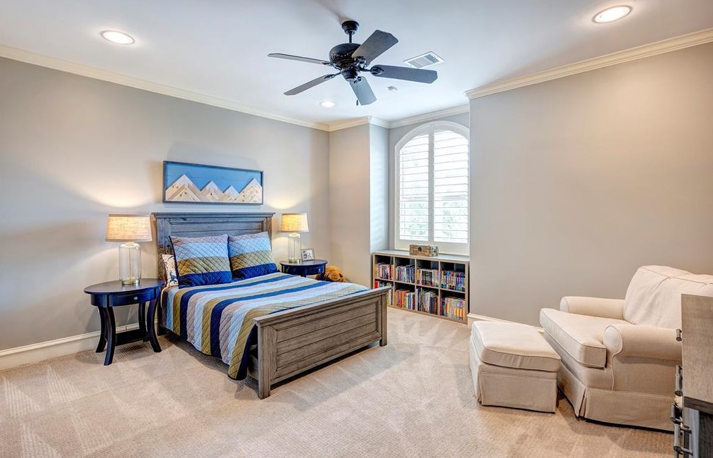 6219 Ella Lee Ln, Houston TX  77019-6310 exterior