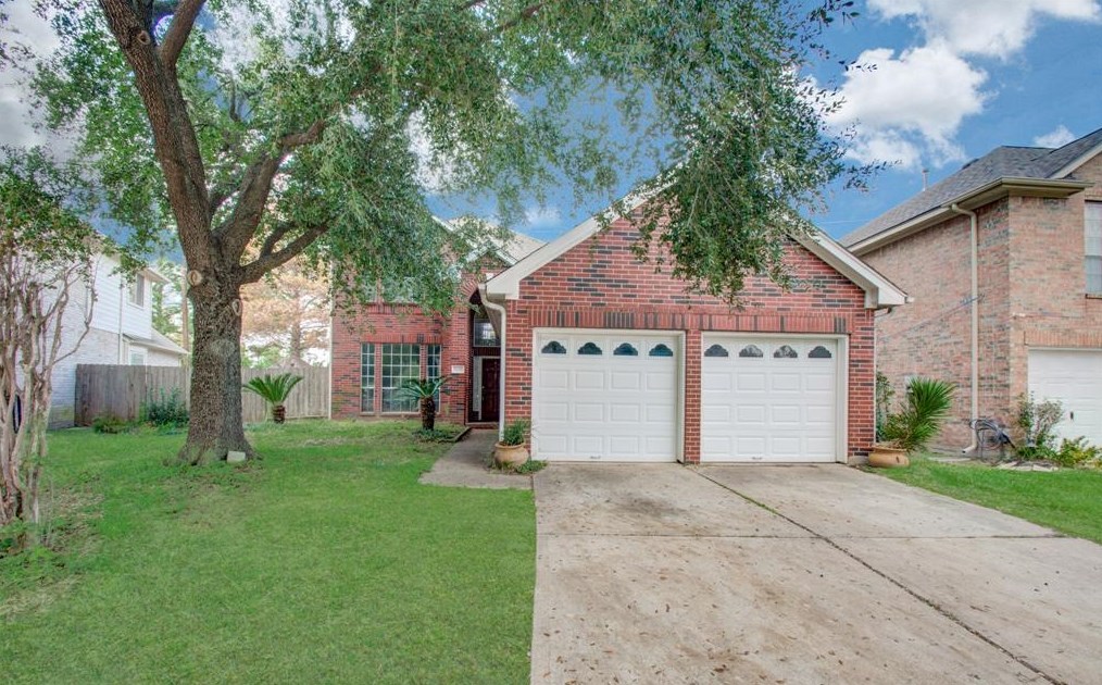 5031 Newpark Dr, Houston TX  77041-7802 exterior