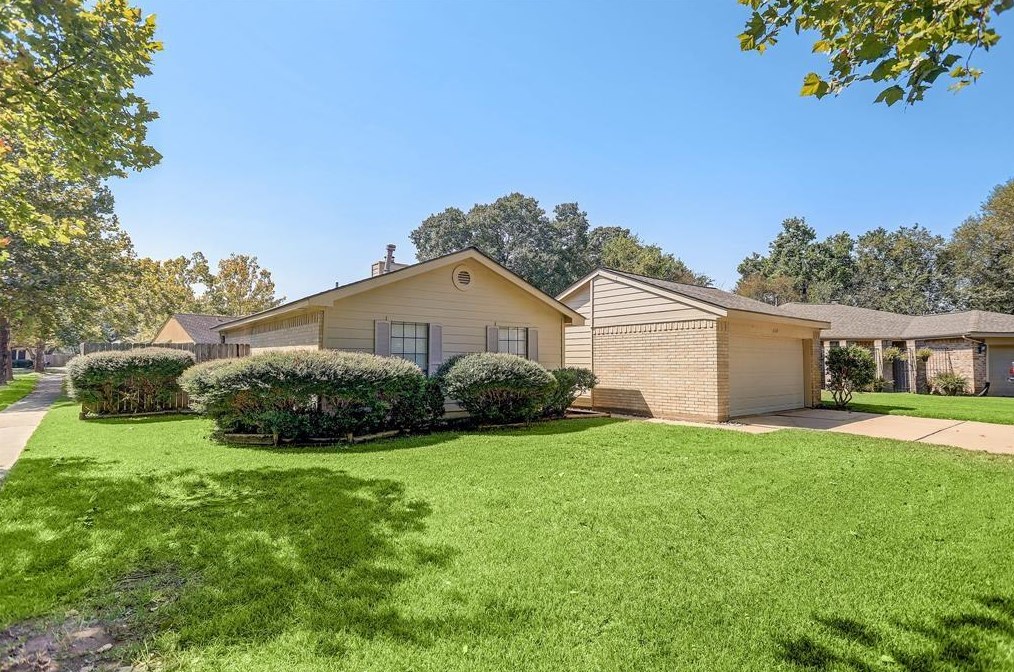 3110 Timber View Ct, Sugar Land, TX 77479-1856