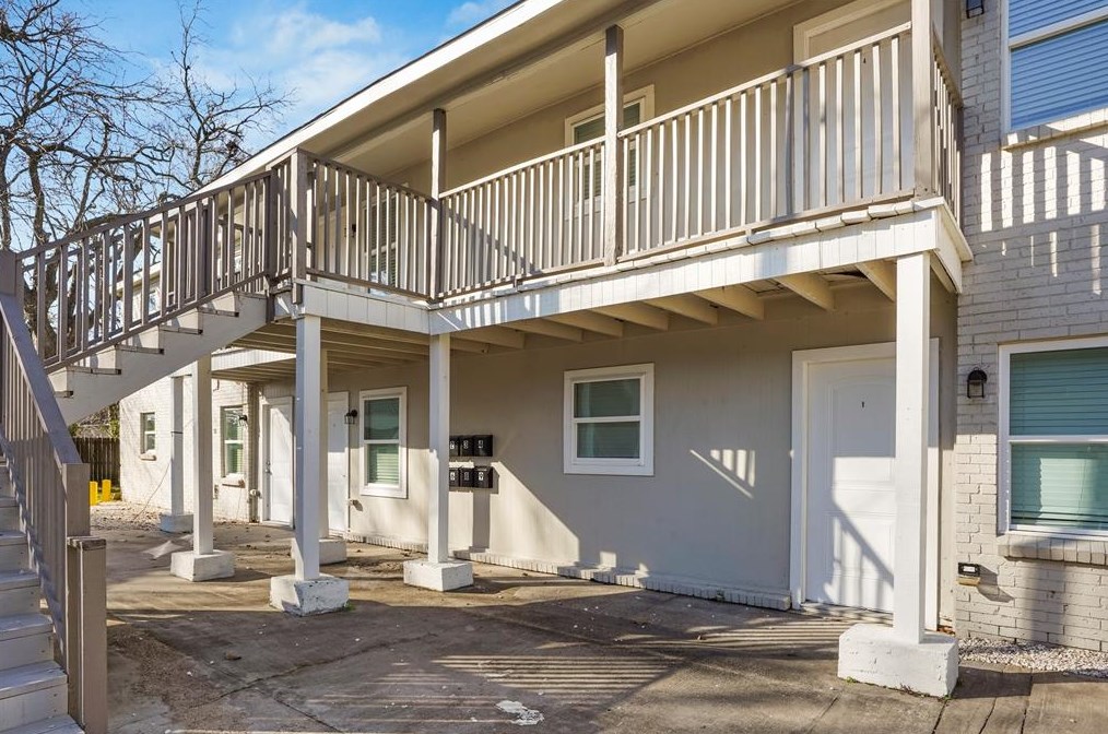 2403 Boss St #3, La Marque, TX 77568