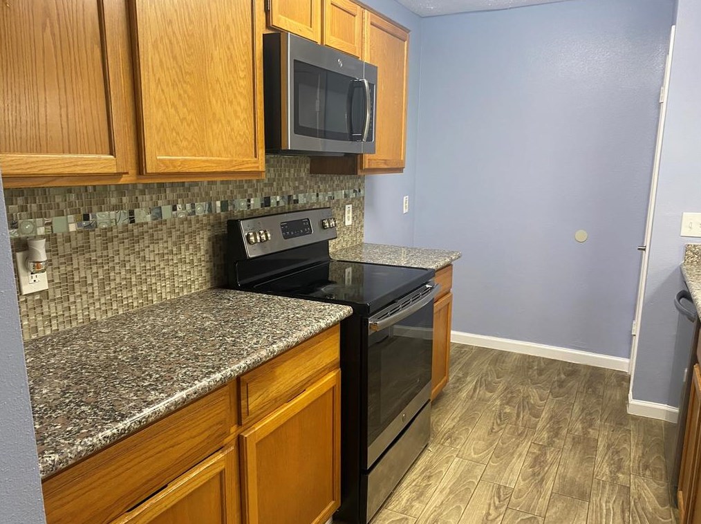 9418 Clipperwood Pl, Houston TX  77083-6831 exterior