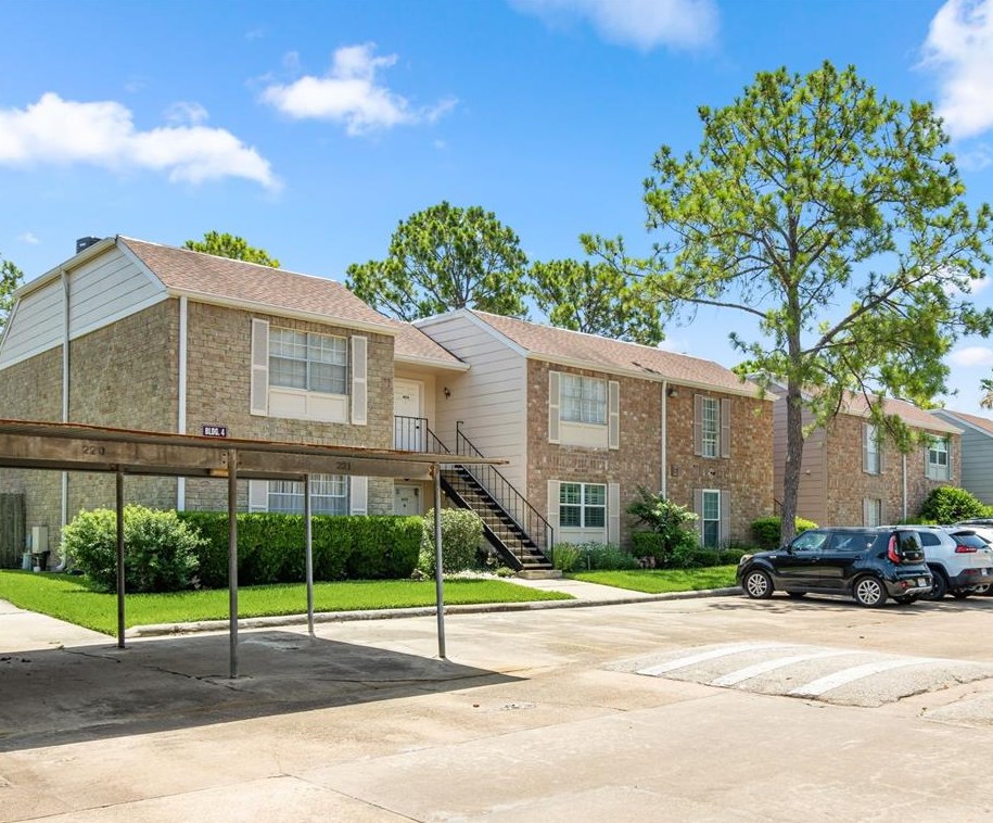 2800 Jeanetta St Apt 402, Houston, TX 77063