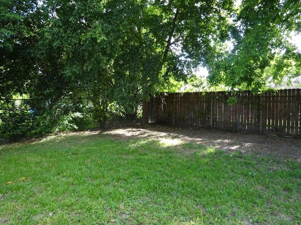 11218 Vailview Dr, Houston, TX 77016