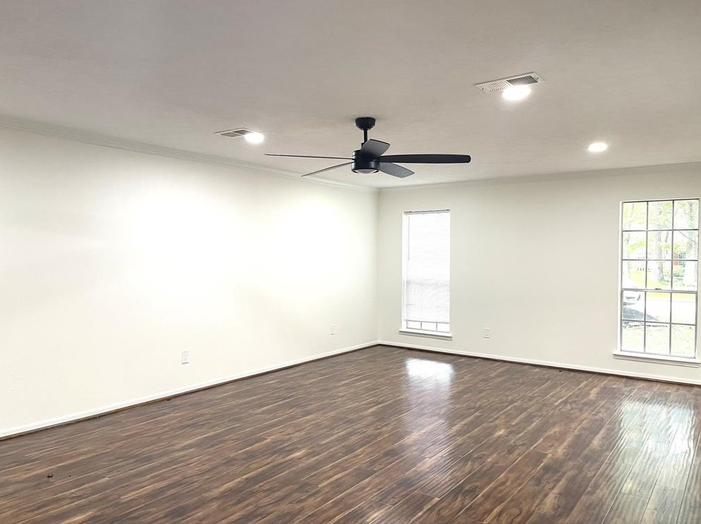 22 Cottage Grove Pl, Spring TX  77381-4410 exterior