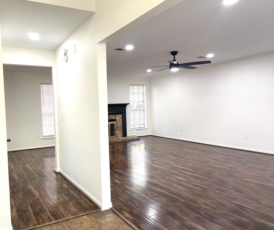 22 Cottage Grove Pl, Spring TX  77381-4410 exterior