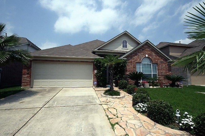 20419 Jasmine Leaf Trl, Humble, TX 77338-6421