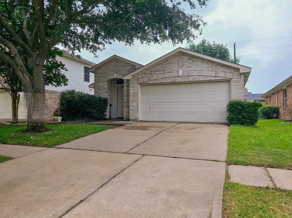 8918 Tarpon Spg Ln, Houston TX  77095-2264 exterior
