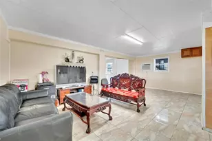 160 Darden, Anahuac, TX 77514 - Photo 12