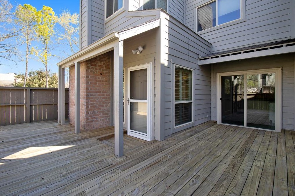 11709 Lakeside Place Dr #232, Houston, TX