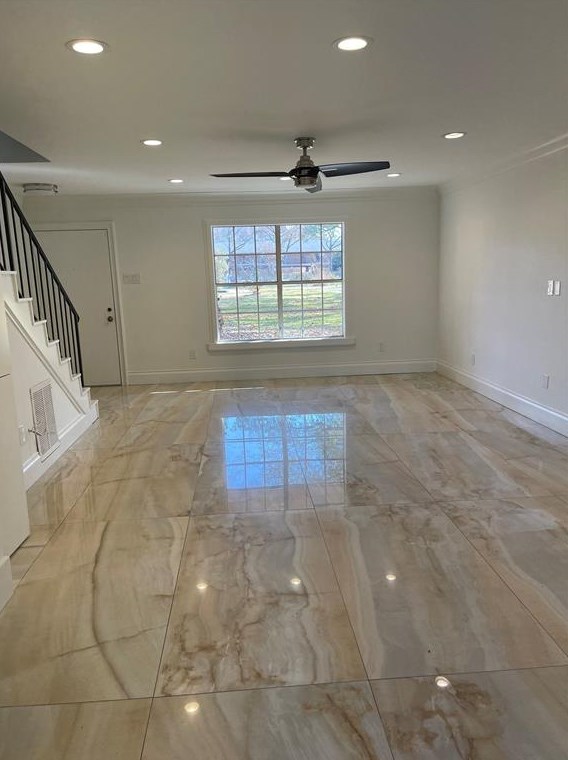 7600 Burgoyne Rd #111, Houston, TX 77063