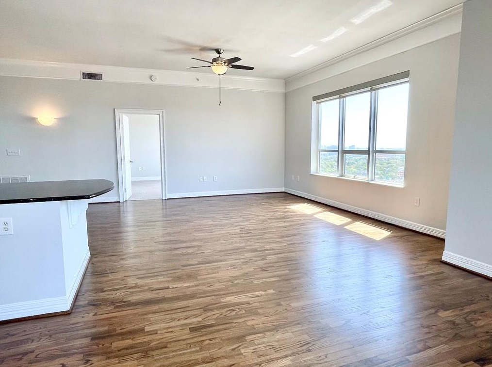 2323 Mccue #1809b, Houston, TX 77056