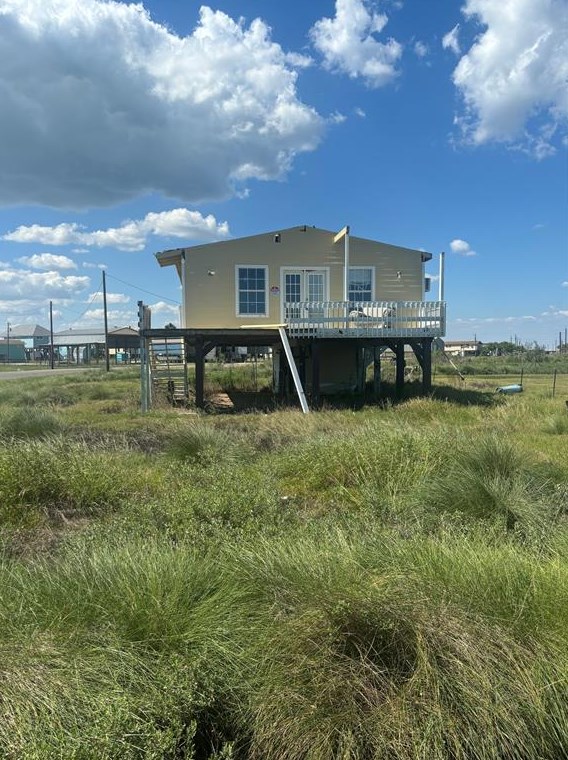 658 Carancahua St, Bay City, TX 77414