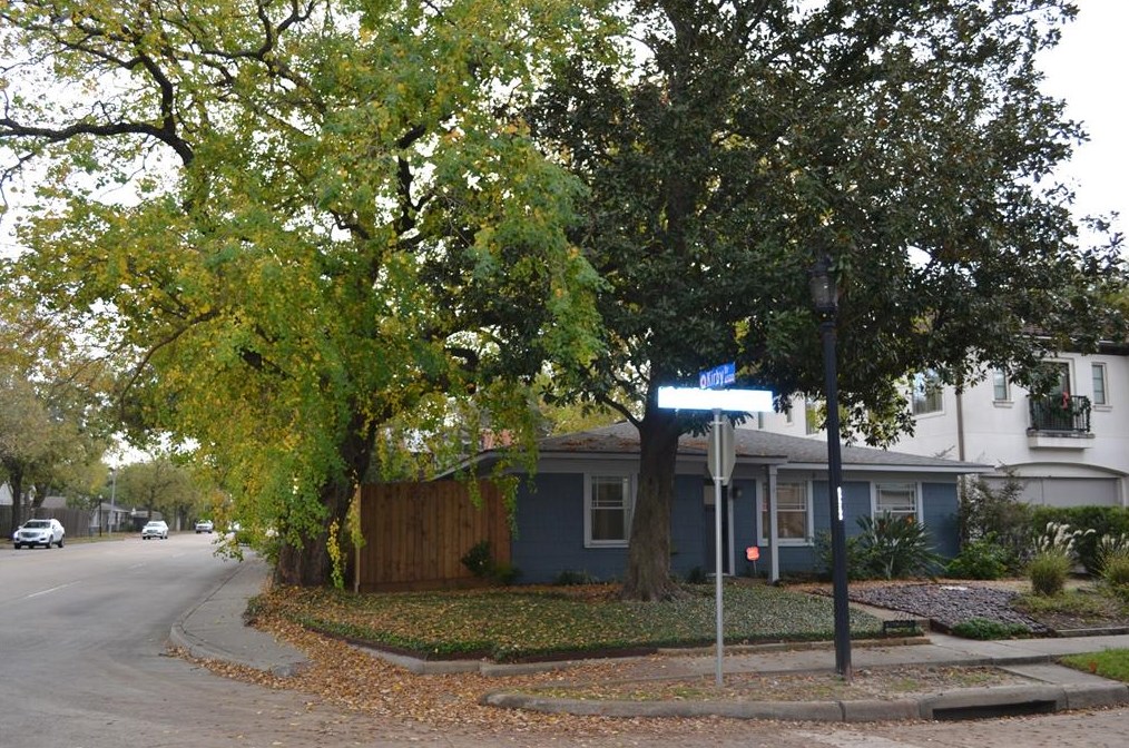 2603 Centenary St, Houston TX  77005-3937 exterior