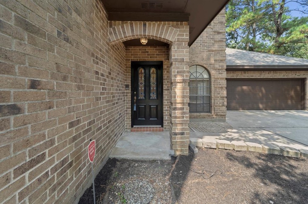 24 Hornsilver Pl, Spring TX  77381-3135 exterior
