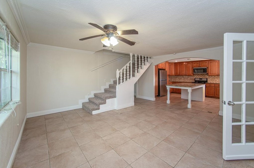 6905 Palestine St #b, Houston, TX 77020