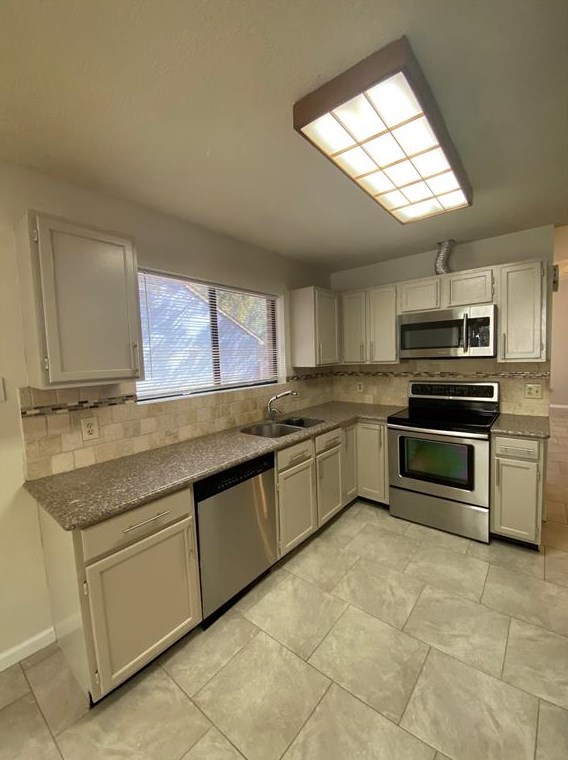 82 High Oaks Cir, Spring TX  77380-2810 exterior