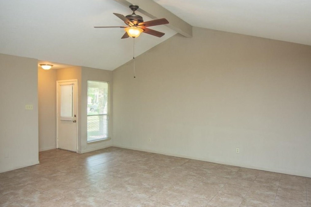 1614 Hazelwood St #b, Conroe, TX 77301